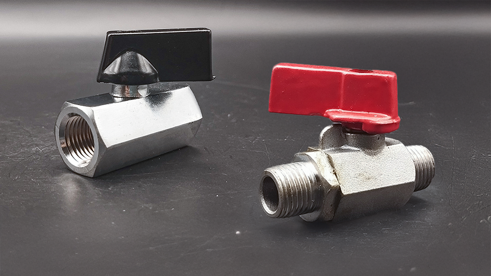Art Mini Chrome Ball Valve